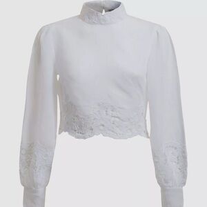 GUESS White Lace Mock Neck Cropped Blouse M 🌸 Sheer Sleeve Medieval Romantic Top